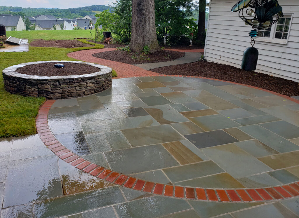 Full range Pennsylvania variegated flagstone patio in Culpeper Virginia